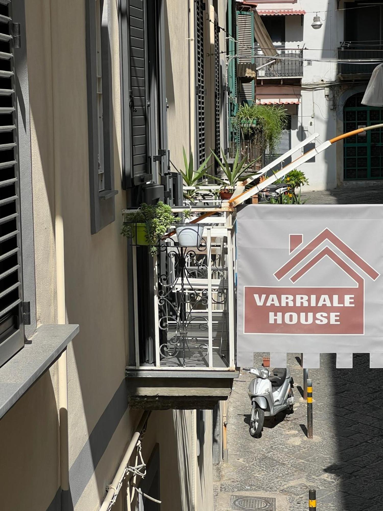Varriale House Parking Free Small Car เนเปิลส์ ภายนอก รูปภาพ